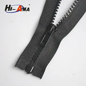 Top quality control Different size plastic storage bags with zippers