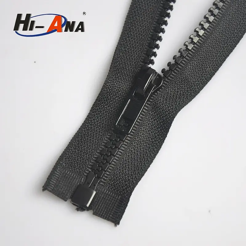 Top quality control Different size plastic storage bags with zippers