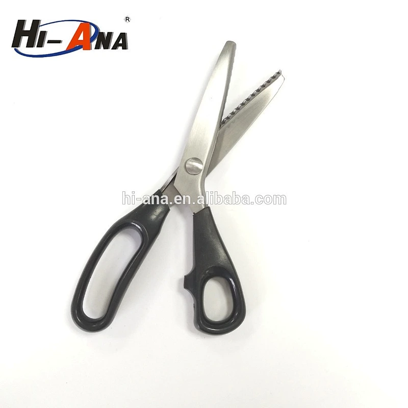 cutting pattern scissors