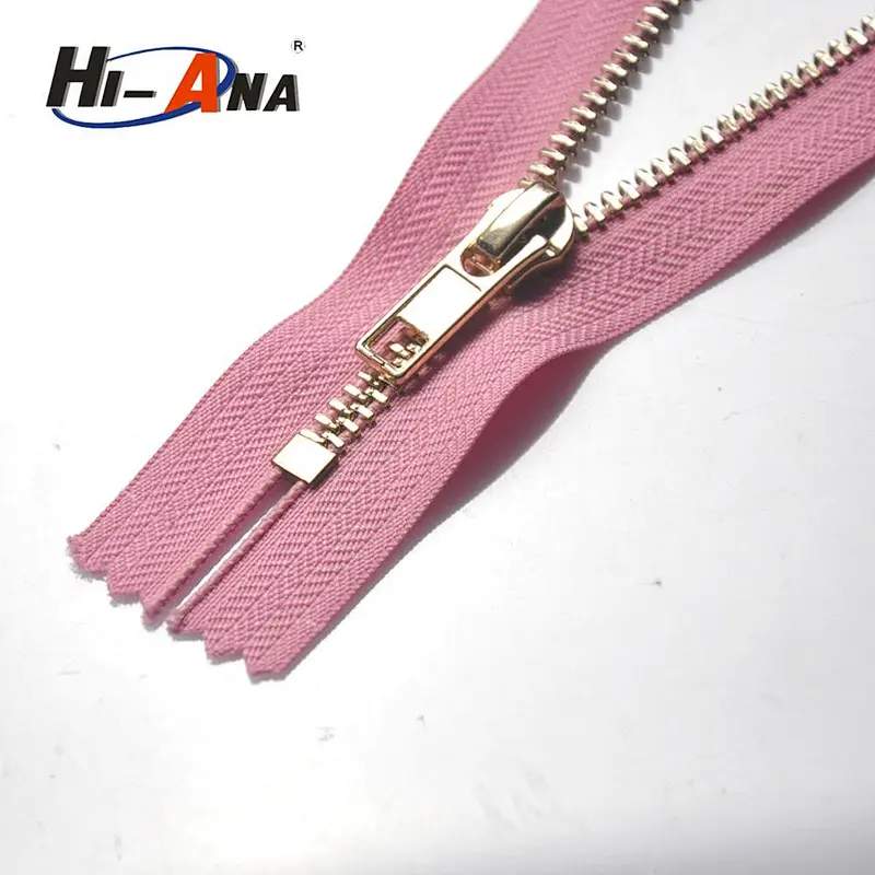 5 Gold Metal Zipper C/E, A/L