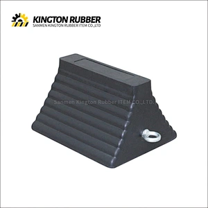 Trapezoid Shape Rubber Wheel Chock with Metal Hanging Ring