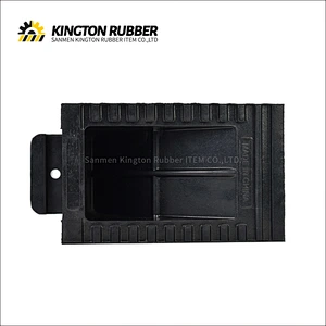 Small-size Rubber Wheel Chock with 3 Reflective Tapes