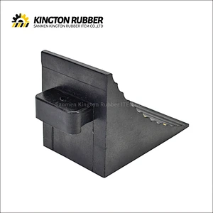 Small-size Rubber Wheel Chock with 3 Reflective Tapes