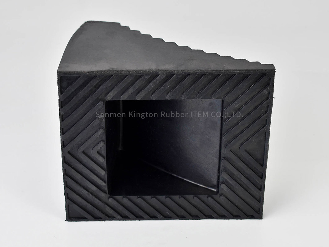 橡胶止滑器Rubber Wheel Chock
