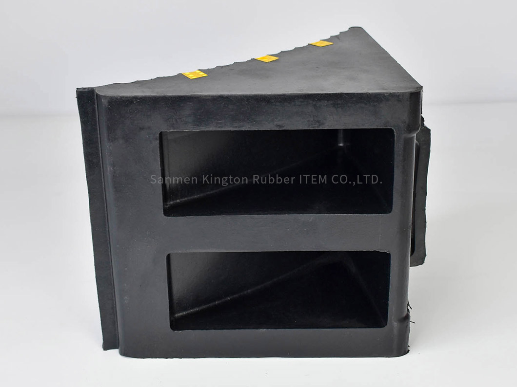 橡胶止滑器Rubber Wheel Chock