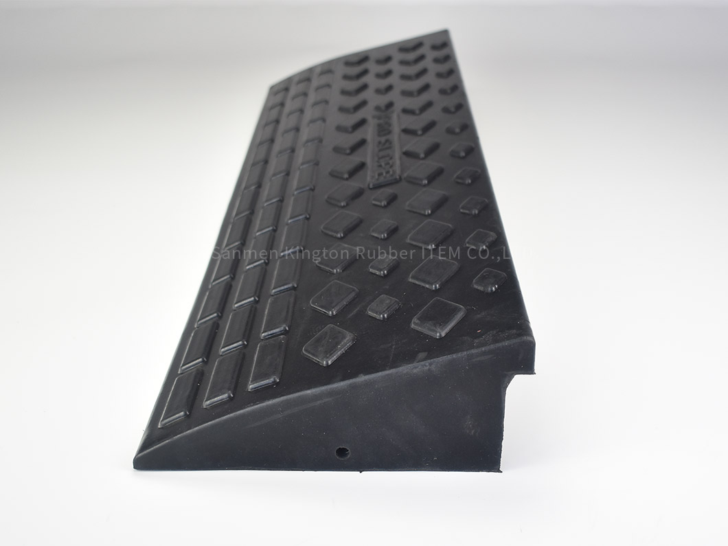 工厂直销轻便可移动门槛垫Factory supply light weight mobility threshold ramp