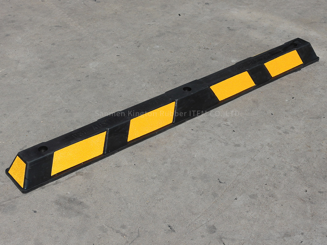 停车场可回收车轮挡Car Parking Recycled Wheel Stops
