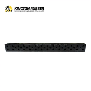 D100-shaped Rubber Wall Protector