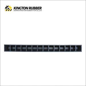 1650mm length Smooth Surface Rubber Wheel Stopper