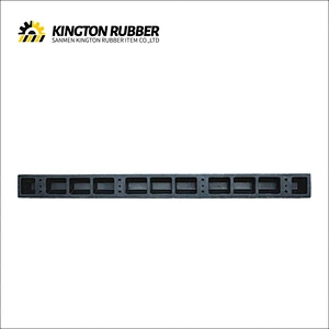 1830mm length Dotted Surface Rubber Wheel Stopper