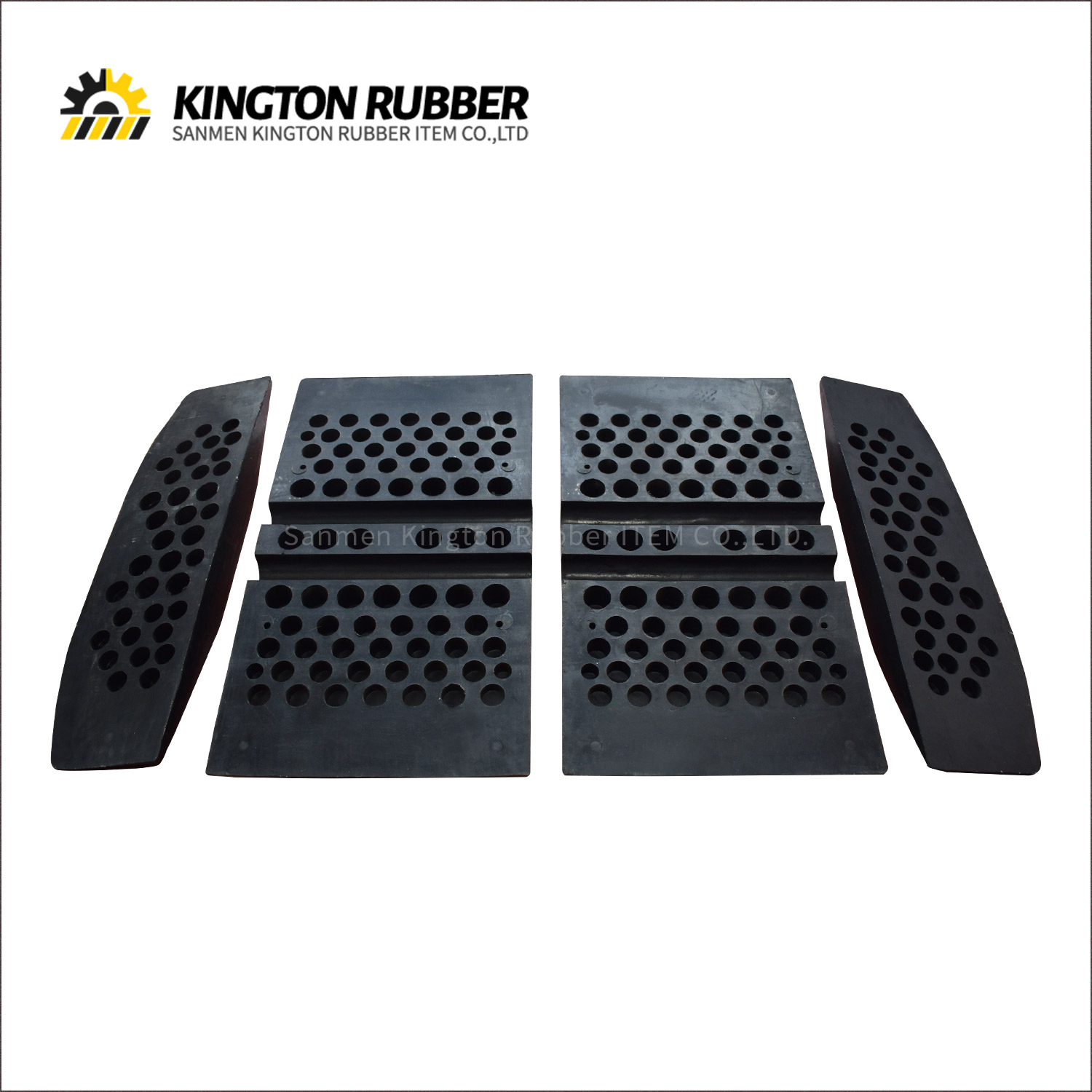 900mm width Rubber Speed Hump with 6 Reflective Sheets