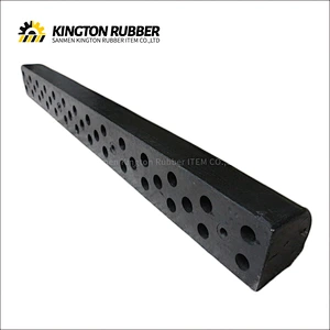 D100-shaped Rubber Wall Protector
