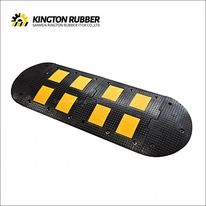 500mm width Rubber Speed Hump with 4 Reflective Sheets