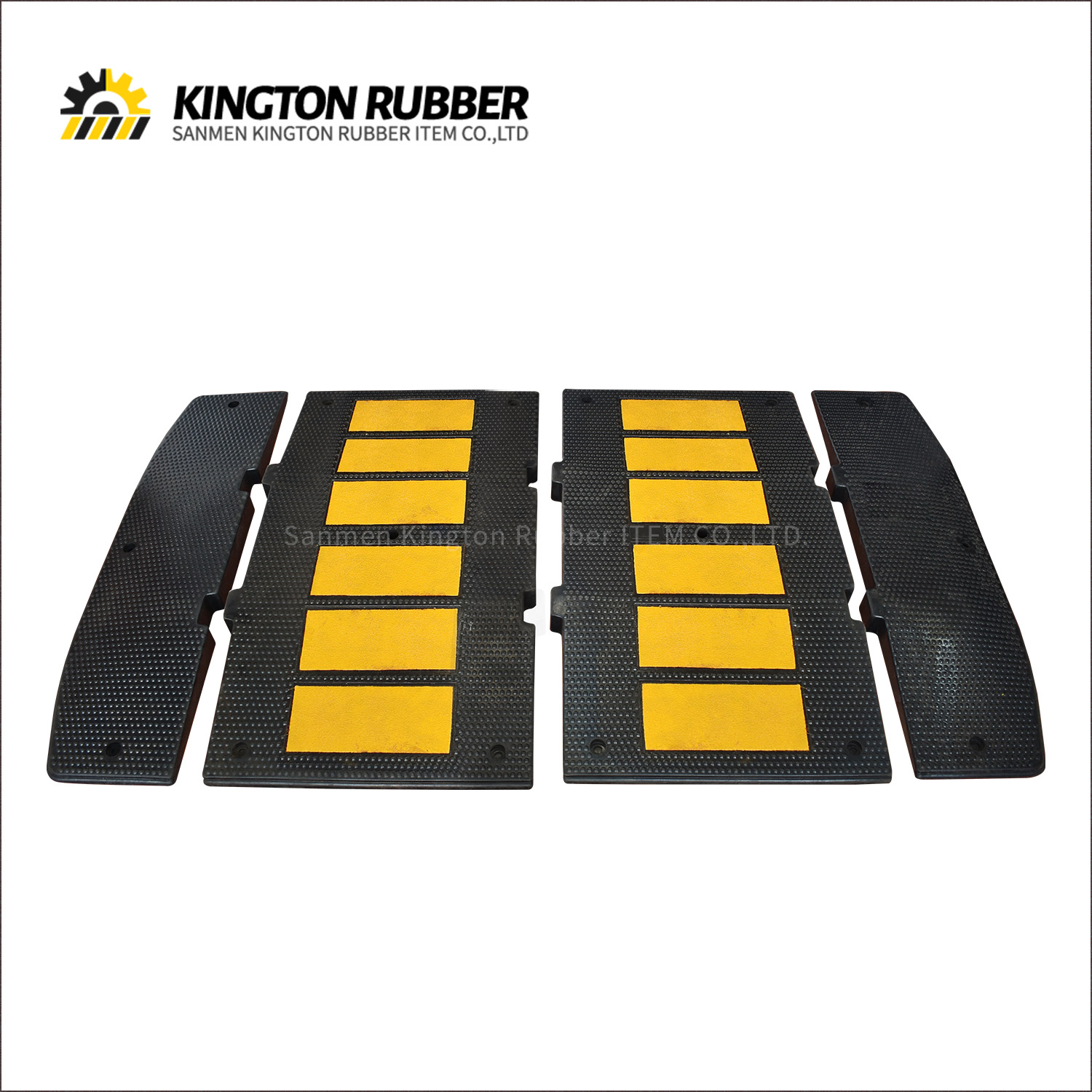 900mm width Rubber Speed Hump with 6 Reflective Sheets