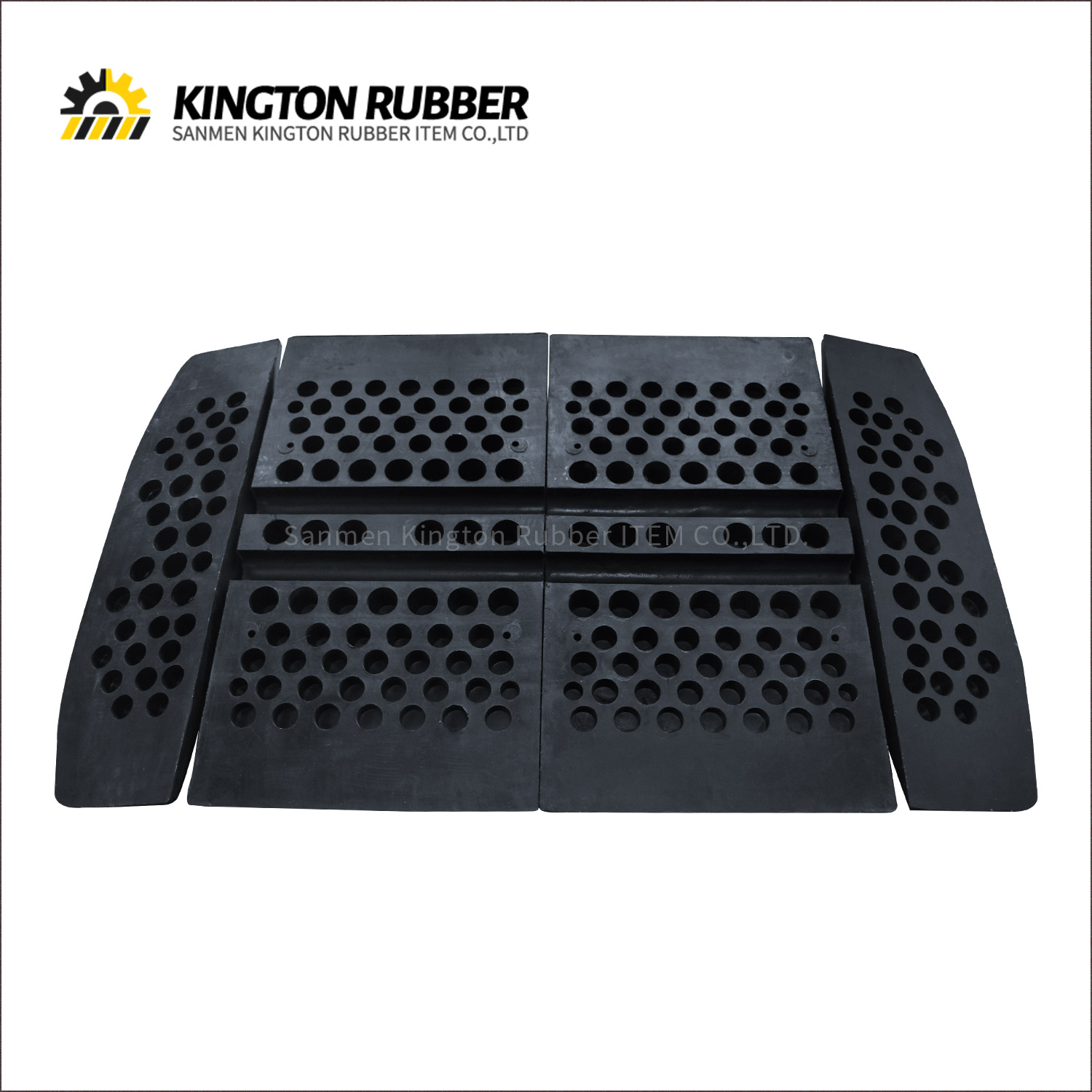 900mm width Rubber Speed Hump with 6 Reflective Sheets