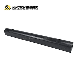 D100-shaped Rubber Wall Protector