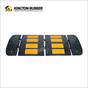 600mm width Rubber Speed Hump with 4 Reflective Sheets