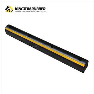 D100-shaped Rubber Wall Protector
