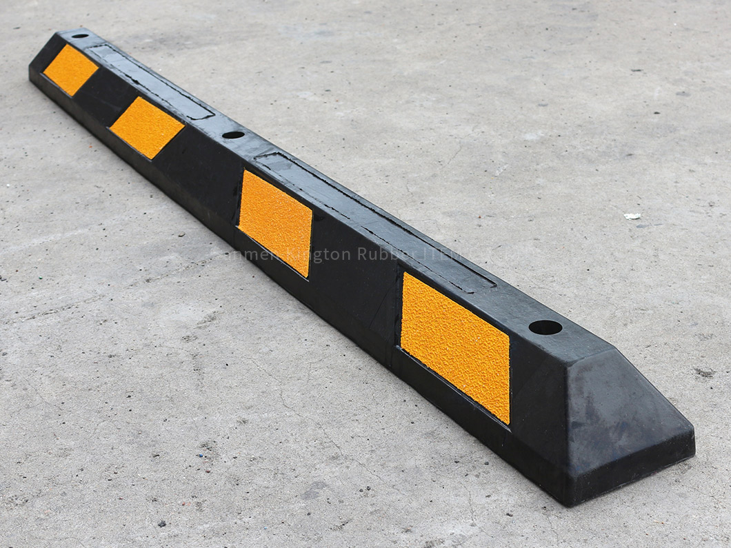 停车场可回收车轮挡Car Parking Recycled Wheel Stops