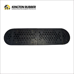 350mm width Fine Pattern Rubber Speed Bump