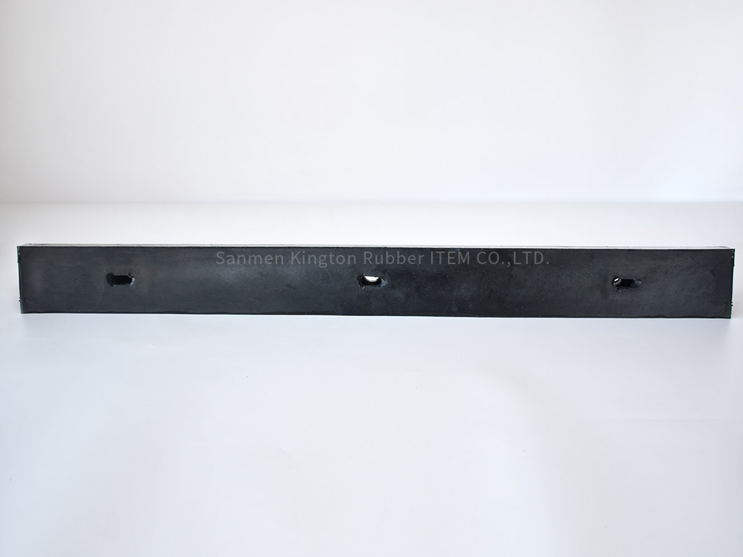 1000x100x100mm橡胶防撞条1000x100x100mm Rubber Corner Guard