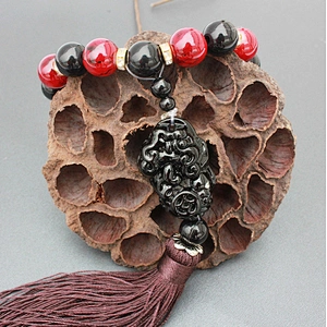 Vehicle transfer beads of ferret and Buddha beads