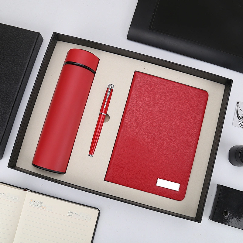 2019 new arrival Leather Office Business Notebook Gift Set with flask