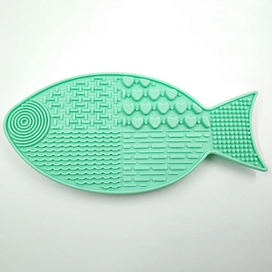 JZG Newest Fish Shape Silicone Brush Cleaner Mat Washing Tools for Cosmetic Make up Eyebrow Brushes Cleaning Pad Scrubber Board