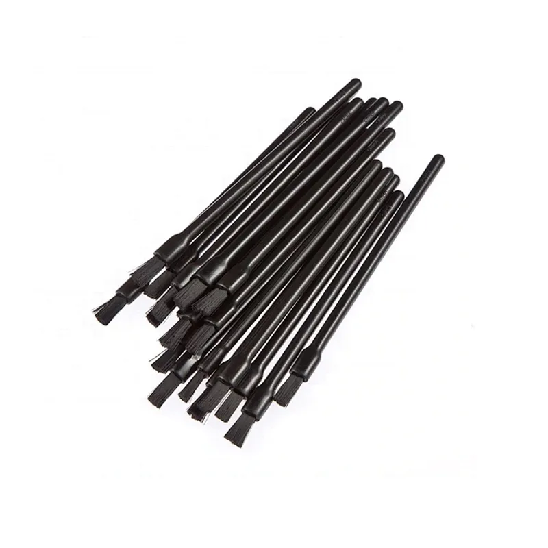 100pcs Disposable Lip Brush Lipstick Gloss Wands Applicator Made of Plastic and Nylon Hair Makeup Brush