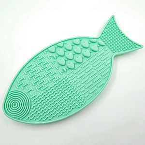 JZG Newest Fish Shape Silicone Brush Cleaner Mat Washing Tools for Cosmetic Make up Eyebrow Brushes Cleaning Pad Scrubber Board