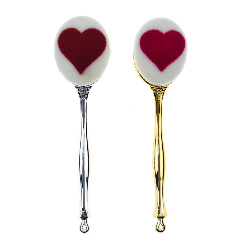 High quality makeup tools oval brush heart shape foundation brush blush brush