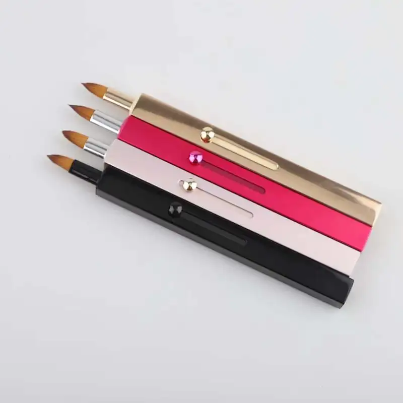 New Product Retractable Lip Brush  Easy to Carry Makeup Brush Wholesale