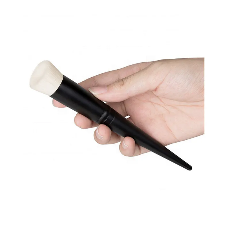 High End Makeup Brush Concave Angled Make-up Brushes Liquid Foundation Application