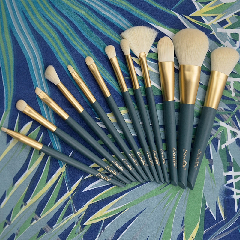 Sialia Makeup Cruelty Free Cosmetic Sample Customized Professional High Quality Makeup brush Set Vegan Travel Brush with Holder