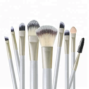 Imported Wholesale Makeup Brushes Set 9pcs Powder Foundation Cosmetics Makeup Brush Essential Kit with Metal Box