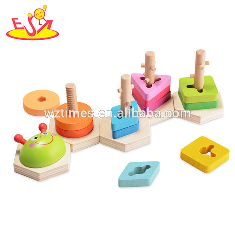 Wholesale lovely cartoon style stacking ring toy wooden rainbow toy for toddlers W13D172