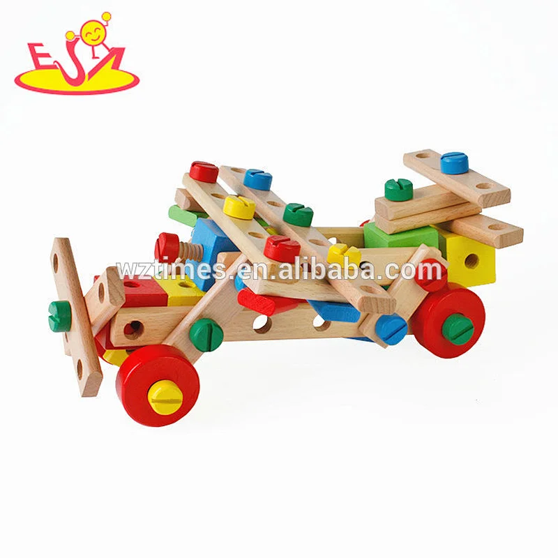 Kreatives hölzernes diy Nusskombinationsspielzeug für Kinder W03C027