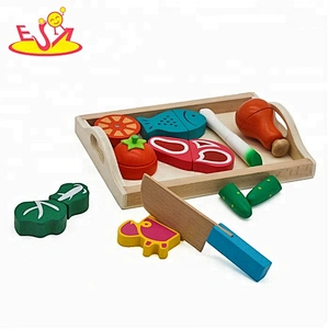Wholesale attractive cutting magnetic blocks wooden food toy for children W10B201