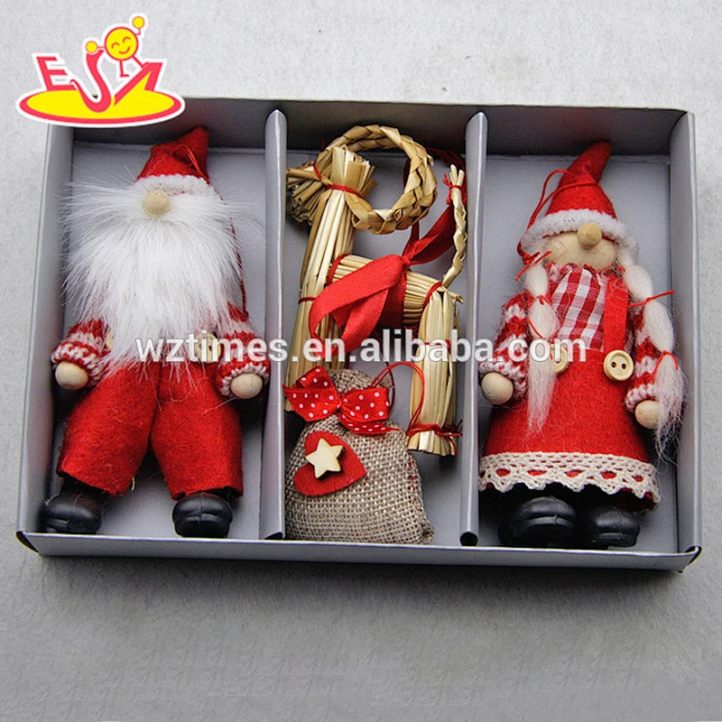2018 New products Christmas wearing warming wooden doll bodies W02A247