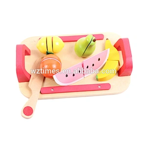 2018 Wholesale cheap fruit cutting toys wooden pretend play food set for kids W10B215