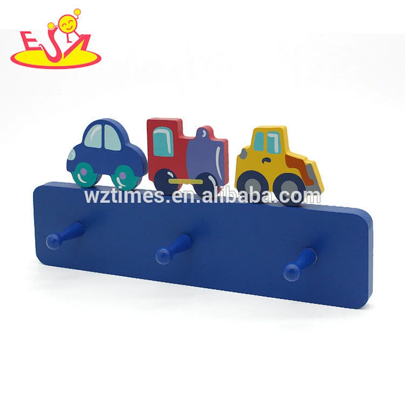 Wholesale high value small clothes hangers wooden kids hangers for sale W09B077