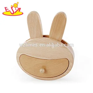 Wholesale hottest sale children panda shaped wooden tooth keepsake box W18A040