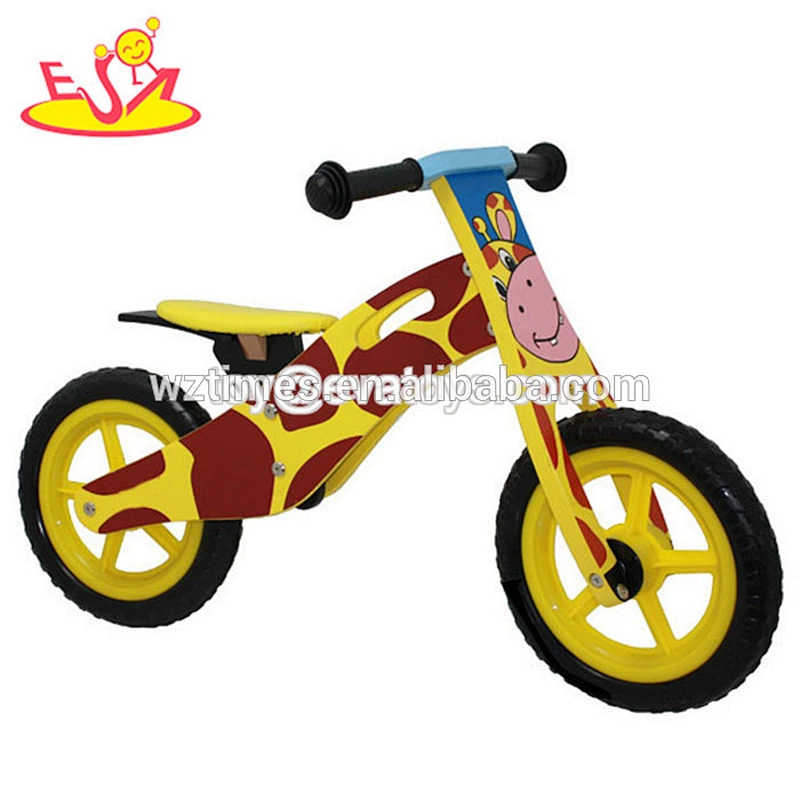 Wholesale high quality red color indoor wooden baby balance bike W16C186