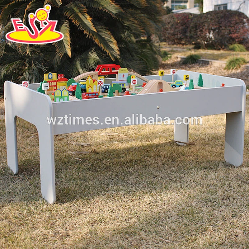 2018 Großhandel Kinder Aktivität Spielzeug aus Holz Zug Tabelle gesetzt W04C070