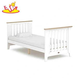 high quality baby modern wooden white cot bed for wholesale W08E034