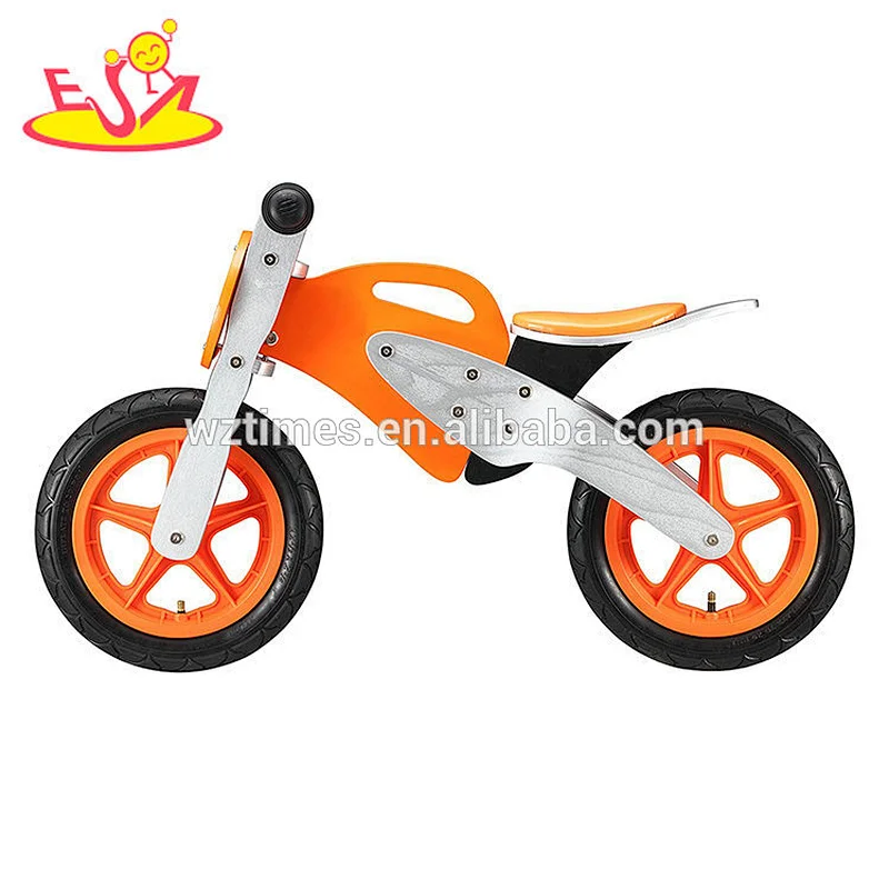 2018 Wholesale classic kids training no pedal push bike wooden balance kids bike with high value W16C199