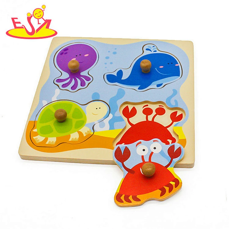 Holzknaufpuzzlespiel des neuen Entwurfspädagogischen Bauernhofes für Baby W14M149