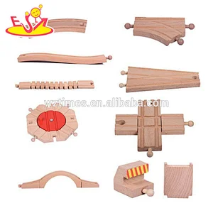 2018 Wholesale cheap preschool toys wooden truck accessories for kids W04C147