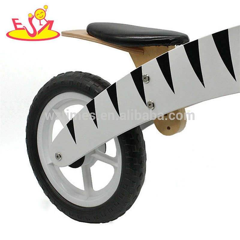 New design tiger style wooden toddler push bike for walking learning W16C204