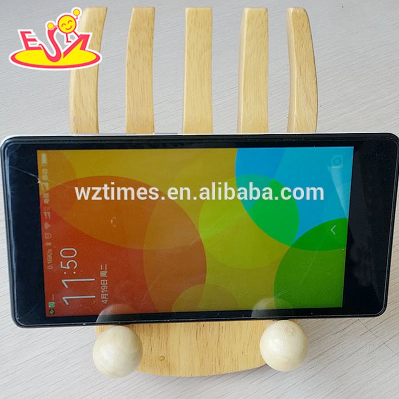 2018 wholesale hot sale wooden hand phone holder W02A166